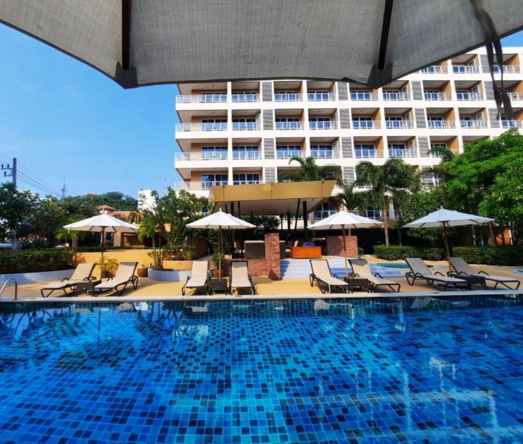 Nova Platinum Hotel Pattaya Ngoại thất bức ảnh