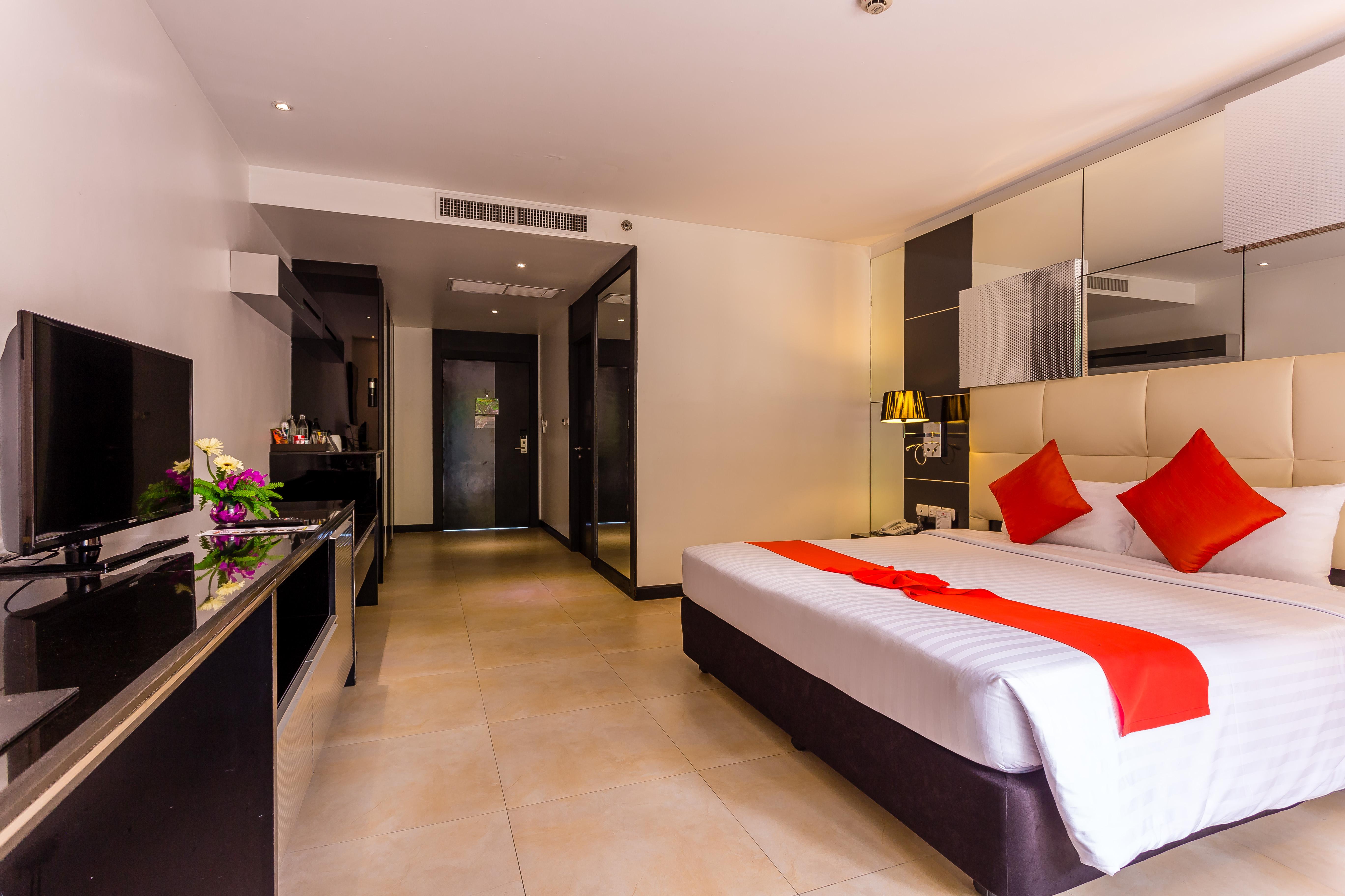 Nova Platinum Hotel Pattaya Ngoại thất bức ảnh