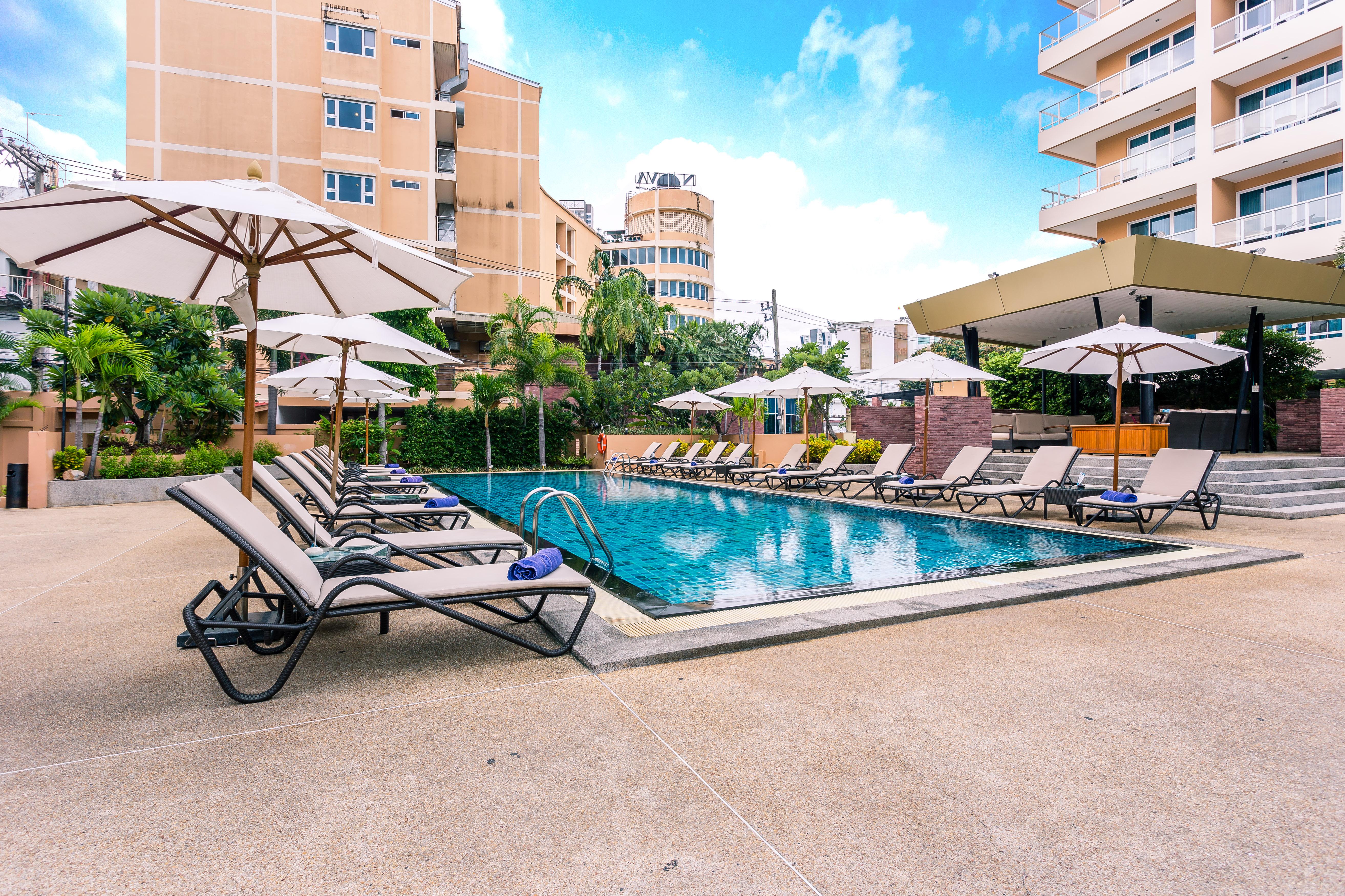 Nova Platinum Hotel Pattaya Ngoại thất bức ảnh