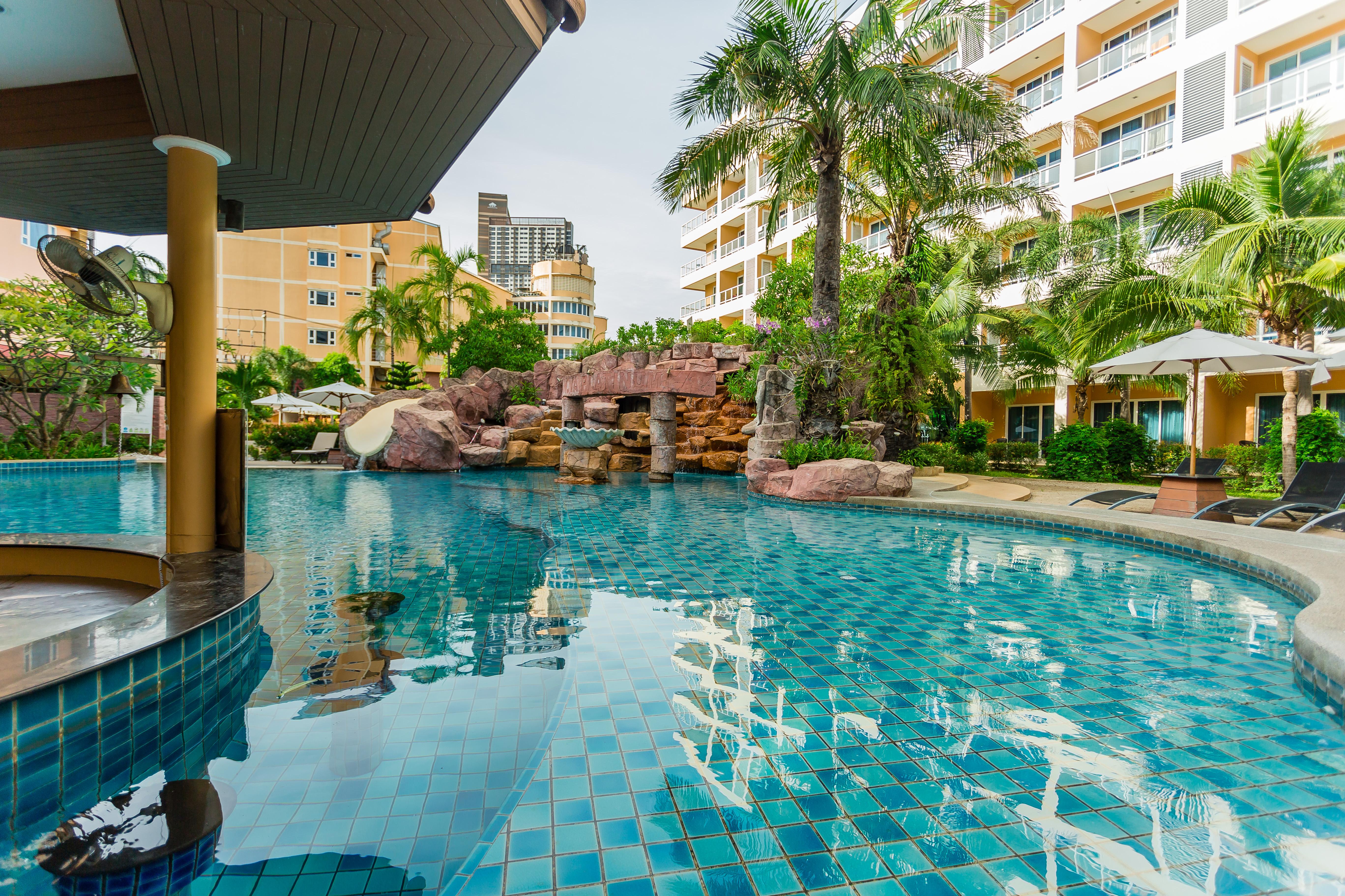 Nova Platinum Hotel Pattaya Ngoại thất bức ảnh