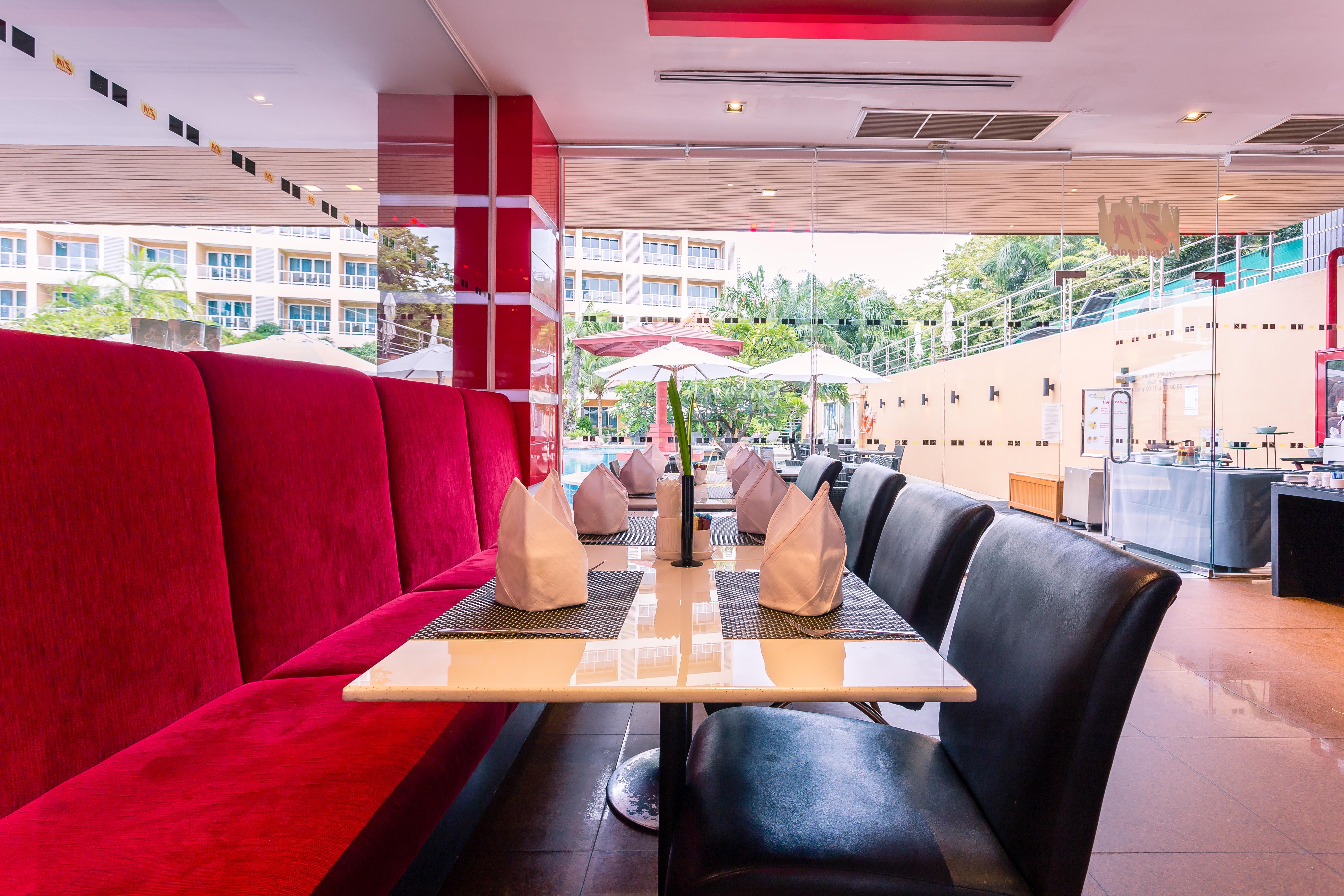 Nova Platinum Hotel Pattaya Ngoại thất bức ảnh