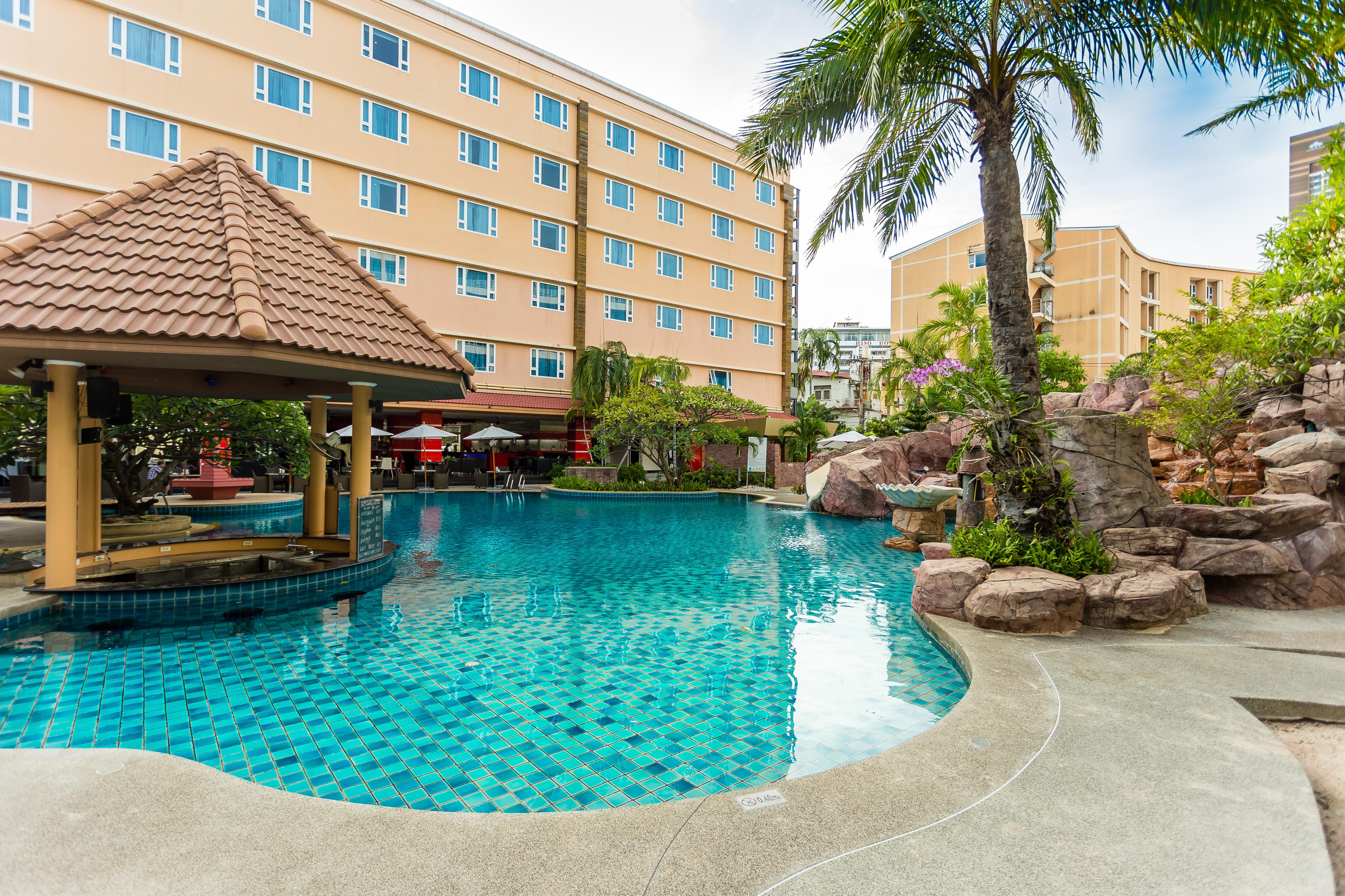Nova Platinum Hotel Pattaya Ngoại thất bức ảnh