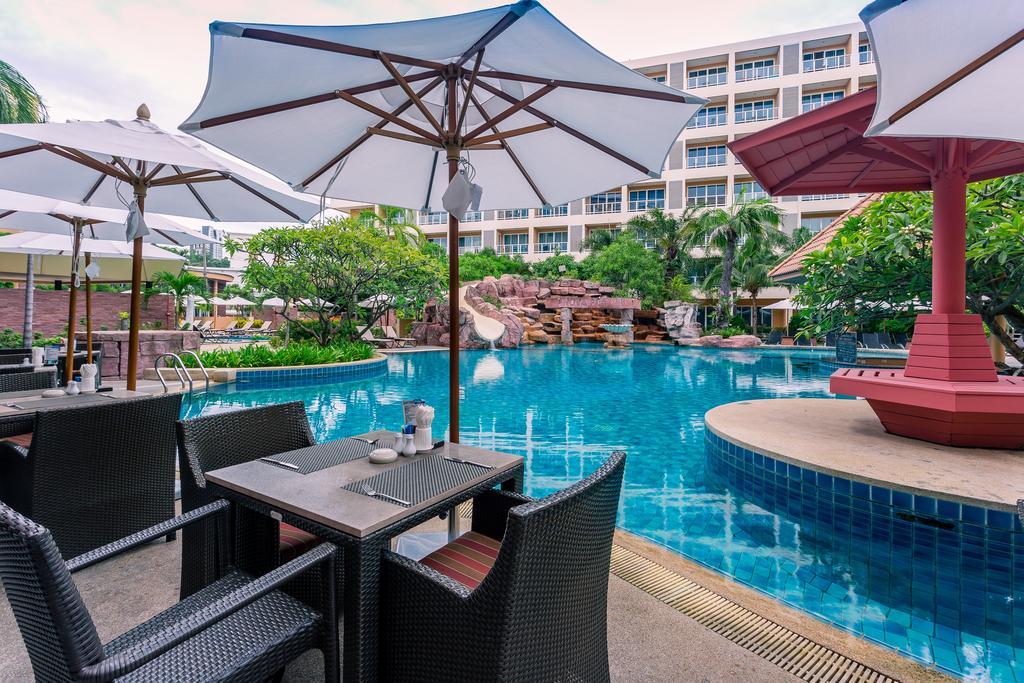 Nova Platinum Hotel Pattaya Ngoại thất bức ảnh