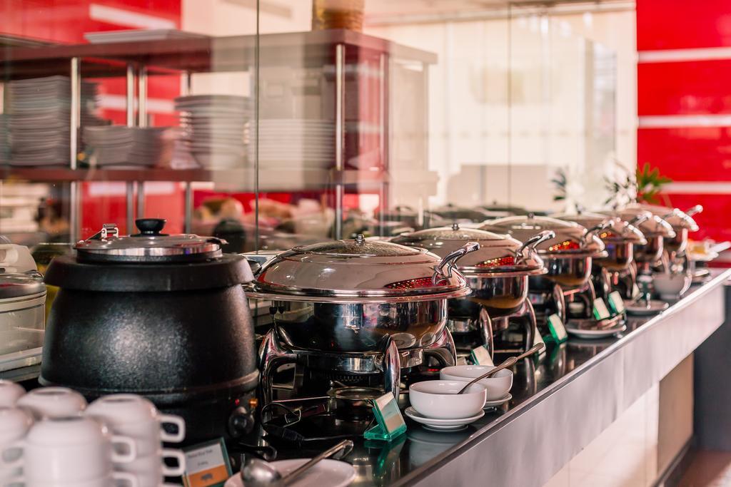 Nova Platinum Hotel Pattaya Ngoại thất bức ảnh