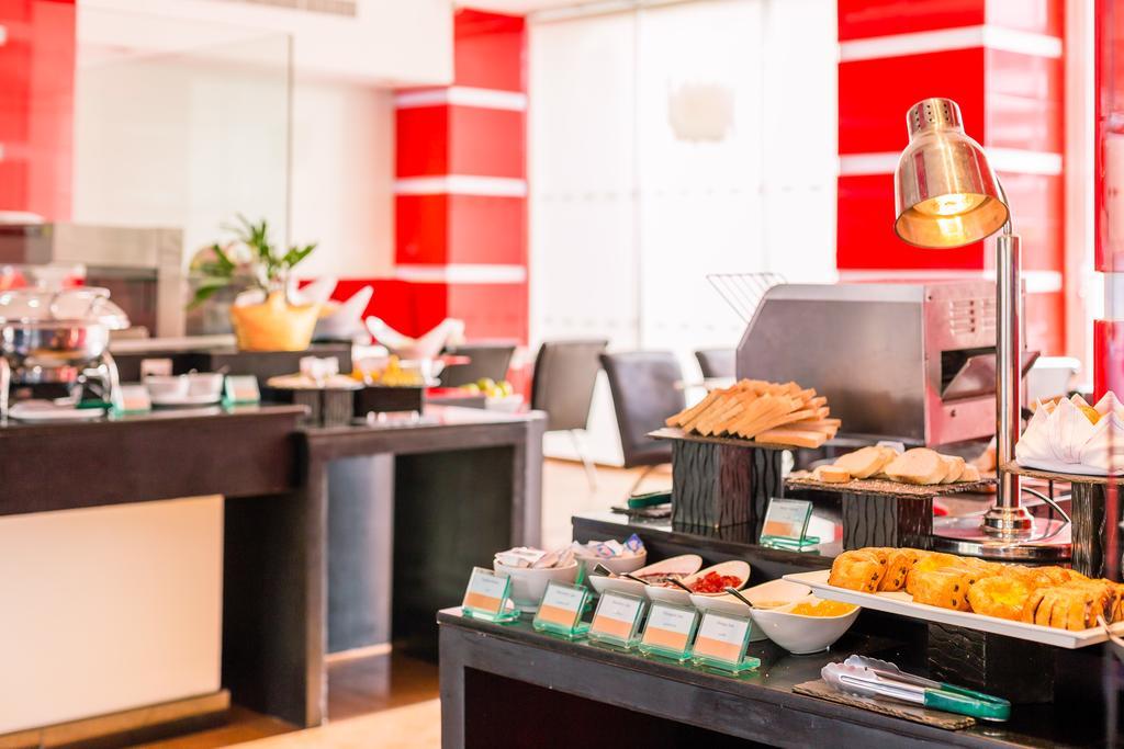 Nova Platinum Hotel Pattaya Ngoại thất bức ảnh