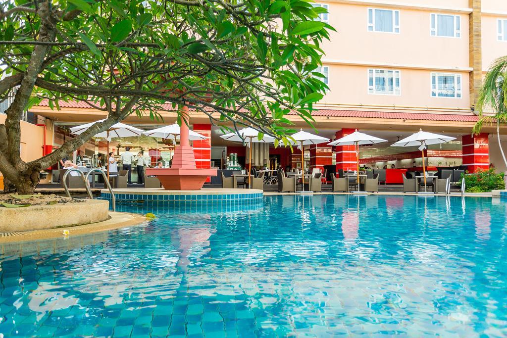 Nova Platinum Hotel Pattaya Ngoại thất bức ảnh