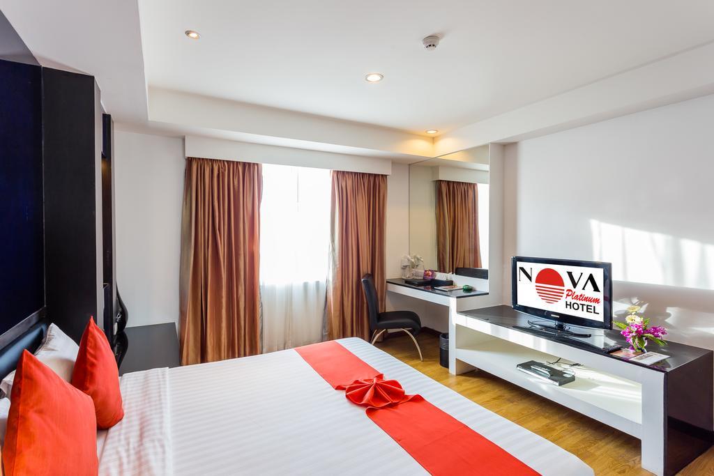 Nova Platinum Hotel Pattaya Ngoại thất bức ảnh