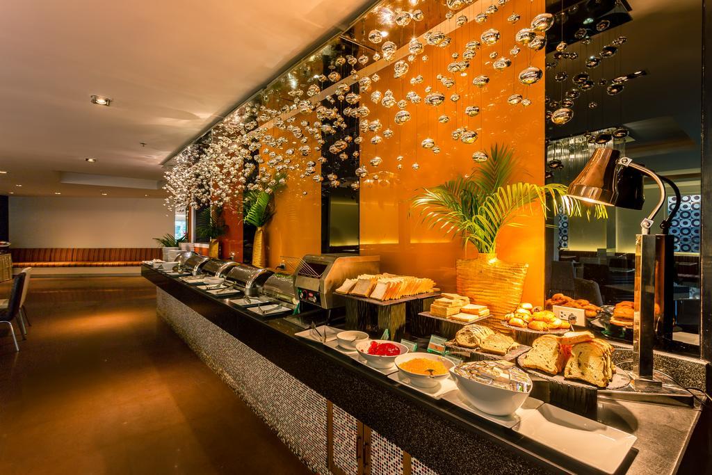 Nova Platinum Hotel Pattaya Ngoại thất bức ảnh