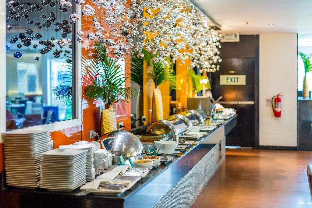 Nova Platinum Hotel Pattaya Ngoại thất bức ảnh